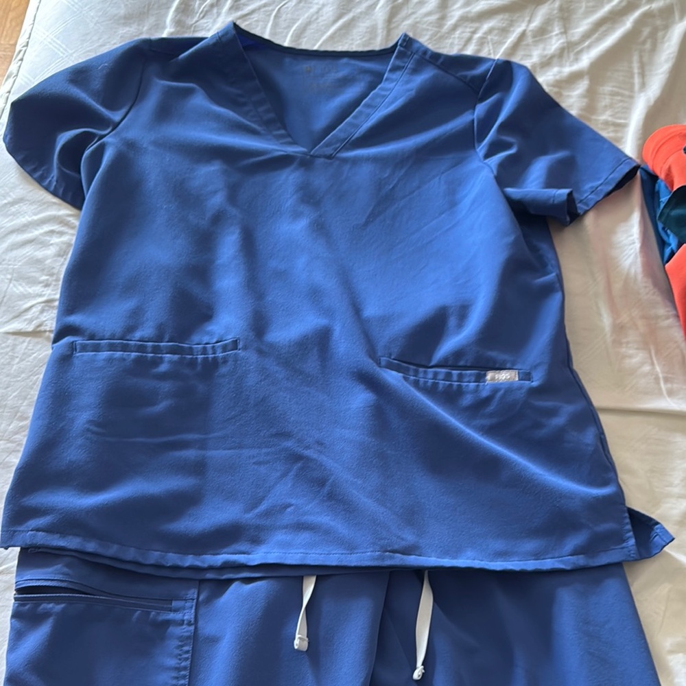 Figs Blue Scrub Set